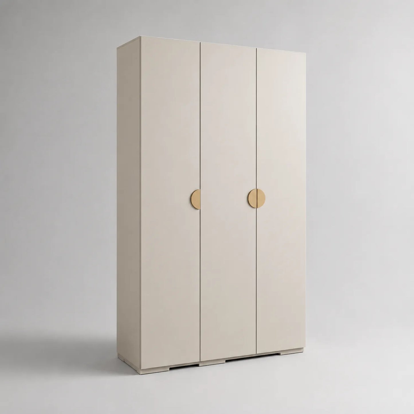 Beiger Holzschrank mit 3 Türen
