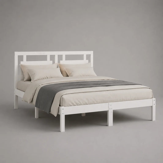 Holzbett 200x180 cm mit Matratze und Kissen
